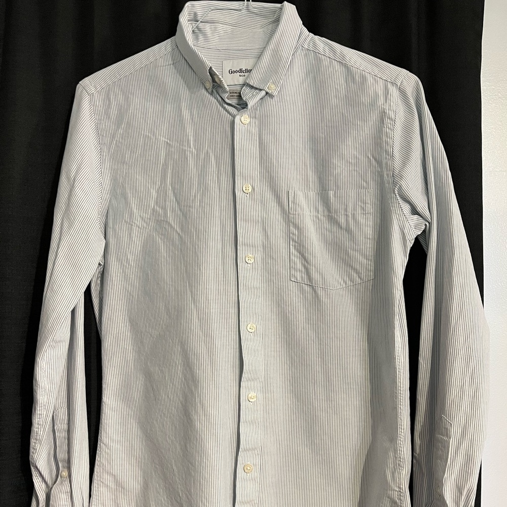 Men’s pinstripe Goodfellow dress shirt